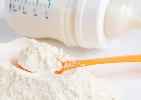 جزئیات عرضه شیر خشک دولتی در داروخانه‌های خوزستان