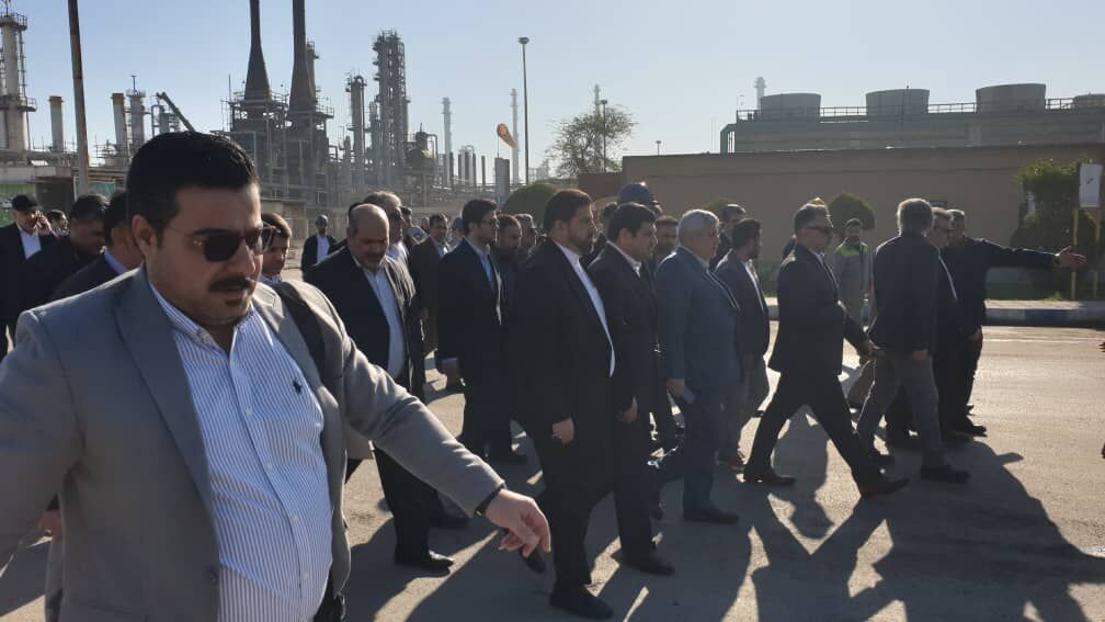 بازدید اعضای کمیسیون انرژی مجلس از پتروشیمی و پالایشگاه آبادان