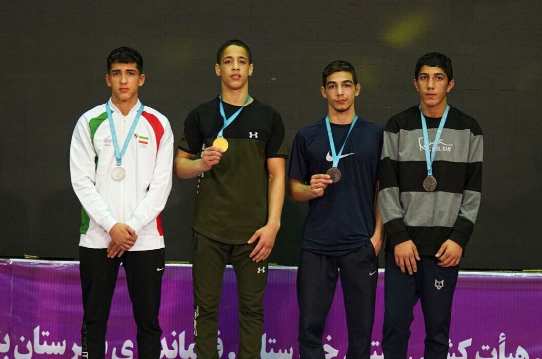 نفرات برتر پنج وزن نخست مسابقات کشتی فرنگی نوجوانان کشور مشخص شدند