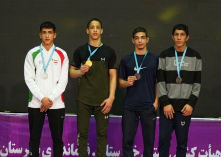 نفرات برتر پنج وزن نخست مسابقات کشتی فرنگی نوجوانان کشور مشخص شدند