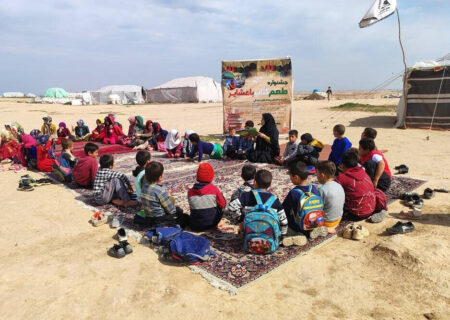 جشنواره «طعم کتاب با عشایر» در ۱۱ شهرستان خوزستان ادامه دارد