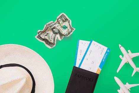 آیا قیمت بلیط هواپیما در ایام نوروز تغییر میکند؟