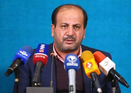 انتقاد نوروزی از میزان عیدی کارکنان دولت