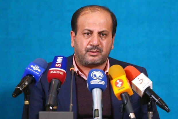 انتقاد نوروزی از میزان عیدی کارکنان دولت