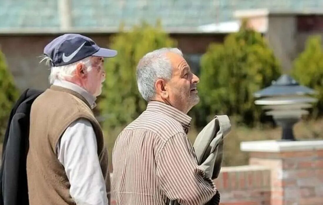 زمان واریز عیدی بازنشستگان تغییر کرد/ اعلام تاریخ جدید