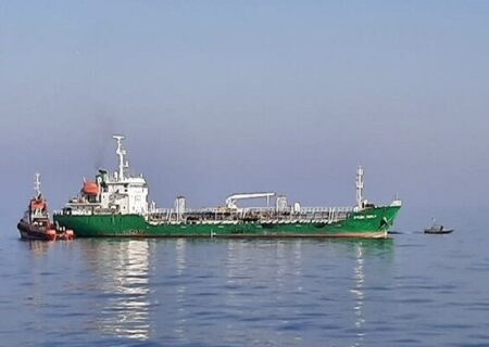 شناسایی شبکه سازمان‌یافته قاچاق سوخت در بندر امام/ دستگیری ۲۶ متهم