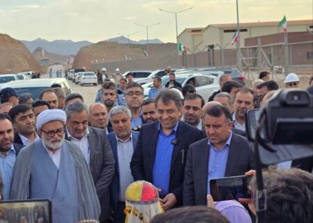 مرحله نخست طرح جمع‌آوری گازهای مشعل در میدان نفتی رگ سفید یک راه‌اندازی شد