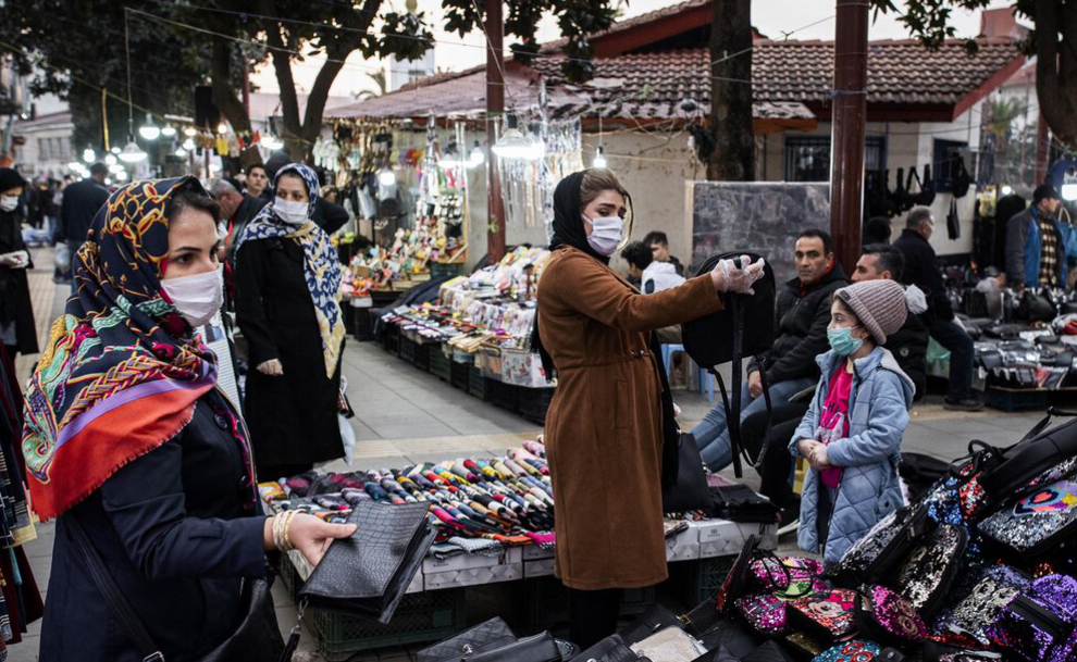 جامعه چشم‌انتظار سیاست‌های اقتصادی دولت است