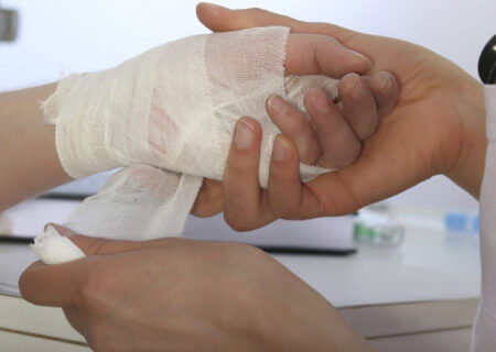 حوادث چهارشنبه سوری در خوزستان ۲۰ نفر را راهی بیمارستان کرد