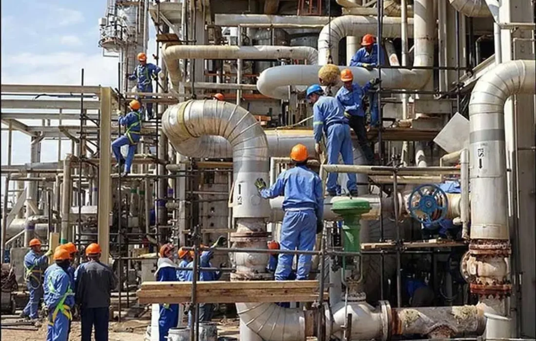 حقوق‌های نجومی مدیران پتروشیمی‌ها در کنار فقر کارگران/ پرداخت از جیب بخش خصوصی یا بیت المال؟