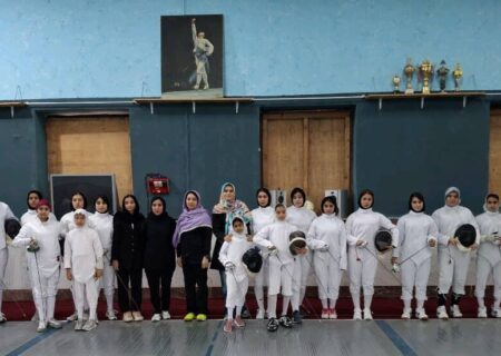 حضور پرشور بانوان شمشیرباز خوزستان در اردوی آماده‌سازی و مسابقات دوستانه