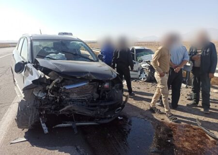 انحراف خودرو در مسیر آبادان – اروندکنار پنج مجروح برجای گذاشت