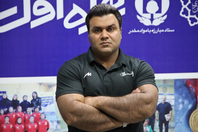 نادری مربی تیمملی وزنهبرداری شد