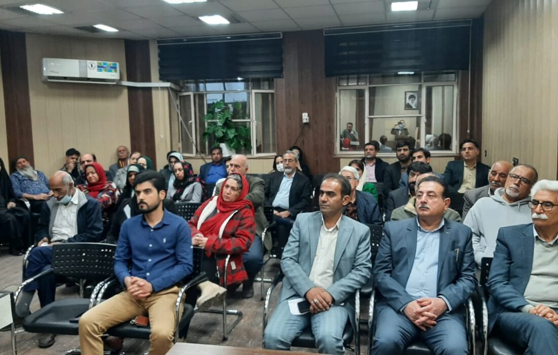 نشست”فارسی؛ زبان تاریخی، ملی و رسمی ایرانیان” در اهواز برگزار شد