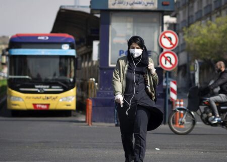 زنان تنها ۱۸ درصد از نیروی کار رسمی کشور را تشکیل می‌دهند/ قهرمانان تحصیل که در بازار کار محکوم به شکست‌اند!