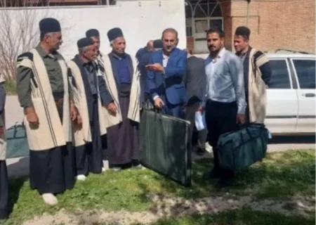 پنل‌های خورشیدی بین عشایر ایذه توزیع شد