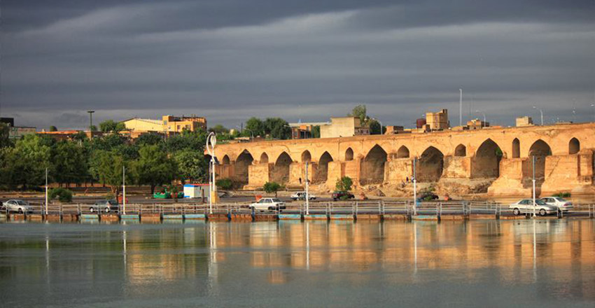 اجرای برنامه‌های آیینی و باستانی در نوروزگاه‌های دزفول