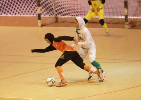 تلاش دختران فوتسالیست خوزستانی برای حضور در جام ملت‌های آسیا