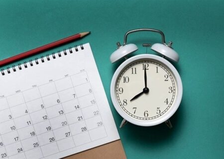 متن لایحه دولت درباره تعیین ساعت رسمی و تغییر ساعات کاری