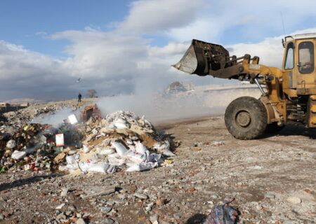 امحای بیش از ۹هزار کیلوگرم مواد غذایی غیرقابل مصرف در جنوب غرب خوزستان