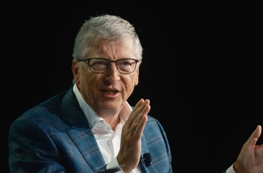 بیل گیتس: هوش مصنوعی میتواند در یک دهه آینده هفتههای کاری ۲ روزه را به ارمغان بیاورد