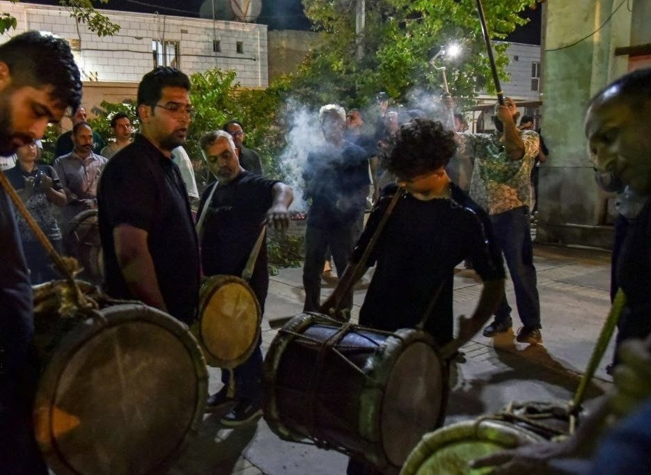 عزاداری در فستیوال کوچه برای حادثه بندر شهید رجایی