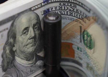 دلار به کانال ۷۹ هزار تومان بازگشت؛ ادامه روند نزولی قیمت‌ها در بازار ارز و طلا