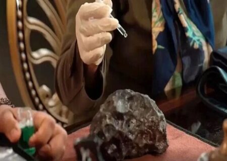 بازار داغ شهاب سنگ های جعلی / ۲۳ نفر دیگر دستگیر شدند