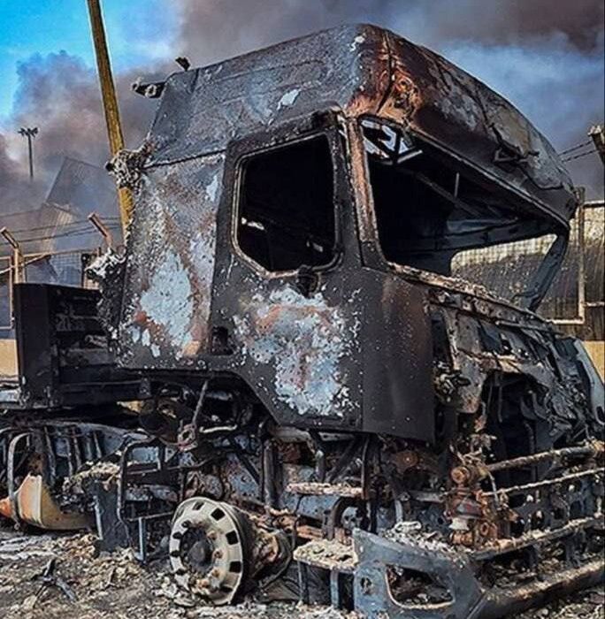 شمار فوتی‌های آتش سوزی در بندر شهید رجایی به ۴۶ نفر رسید