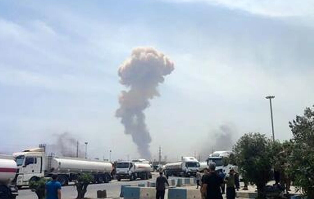 حریق بندرعباس در مرحله لکهگیری/ ارسال ۳ تُن کف اطفای حریق توسط آتشنشانی پایتخت