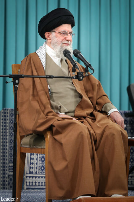 دیدار مسئولان نظام، سفرای کشورهای اسلامی و جمعی از قشرهای مختلف مردم