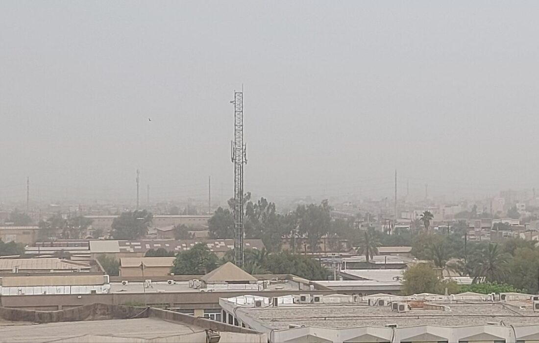 آلودگی هوا در ۱۴ شهر خوزستان؛ اهواز، آبادان و خرمشهر در وضعیت خطرناک تنفسی