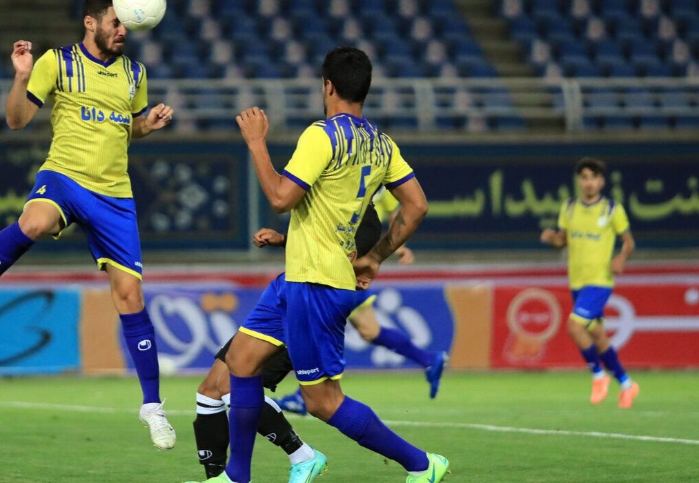 میلاد میداودی از همراهی تیمش در بازی مقابل نفت آبادان محروم شد