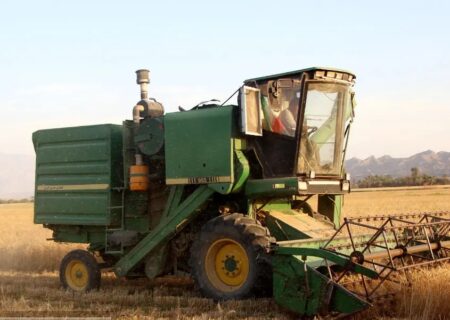 آغاز برداشـت گندم از مزارع هندیجان