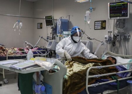 گرد وخاک ۲۳۳ نفر را در جنوب غرب خوزستان روانه بیمارستان کرد