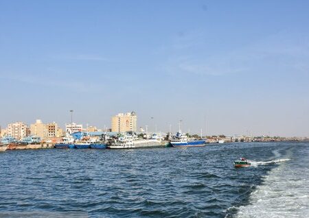 توصیه‌های اورژانس در پی هشدار مخاطرات دریایی در شهرهای ساحلی خوزستان