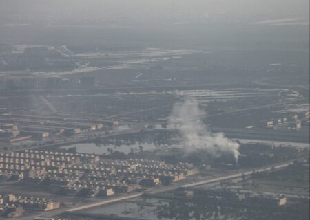 هوای اهواز و هویزه در وضعیت قرمز/هوای چهار شهر ناسالم برای گروه‌های حساس