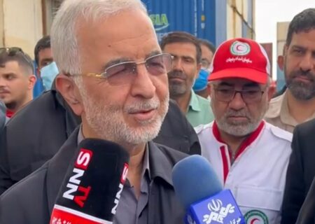 اسکندر مومنی: تلاش امدادگران بی‌وقفه ادامه دارد