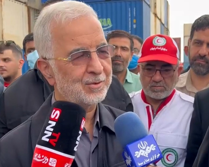 اسکندر مومنی: تلاش امدادگران بیوقفه ادامه دارد