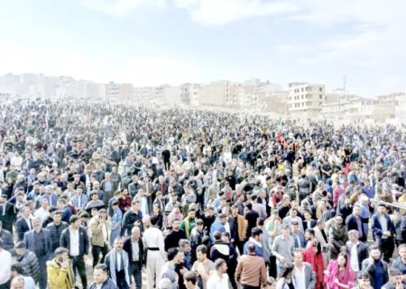 نوروز را قربانی سیاست نکنید