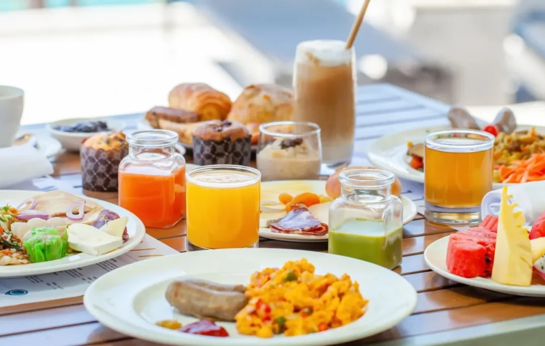 چرا نباید صبحانه را دیر بخوریم؟