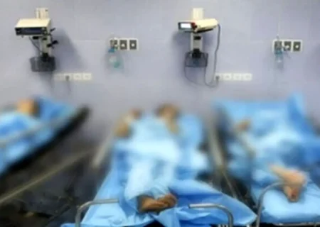 مسمومیت غذایی ۲۵ نفر از دانشجویان دانشگاه علوم پزشکی اهواز