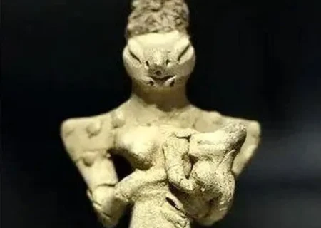 کشف مجسمه‌ای ۷ هزار ساله شبیه به فرازمینی‌ها در کویت