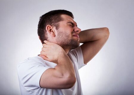 هشدار درباره احتمال بروز اپیدمی گردن درد در کشور  