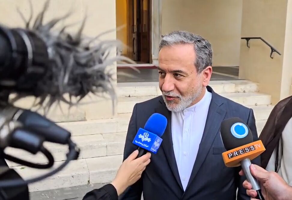 عراقچی دیدار با مقامات واتیکان را سازنده خواند