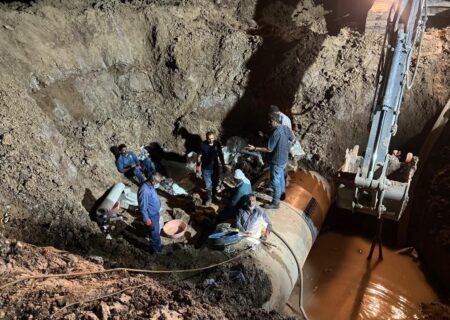 پایان موفقیت‌آمیز عملیات تعمیر خط انتقال آب در جنوب شرق خوزستان