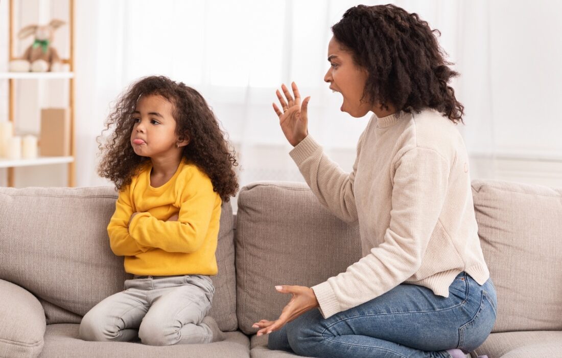 سَر فرزندتان داد نزنید