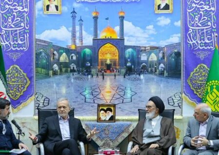 تمامی ادارات باید به پنل‌های خورشیدی مجهز شوند/در تابستان برق به ادارات داده نخواهد شد