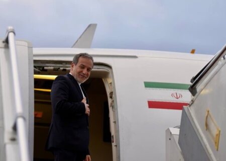 عراقچی در راه «جده»