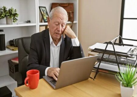 نشستن بیش از حد، مغز را کوچک می‌کند!